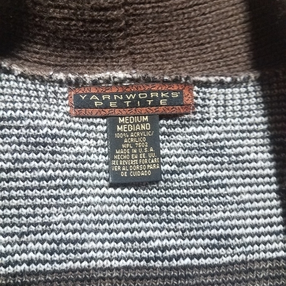 Yarnworks Aztec Chunky Sweater Medium PETITE - Picture 3 of 4